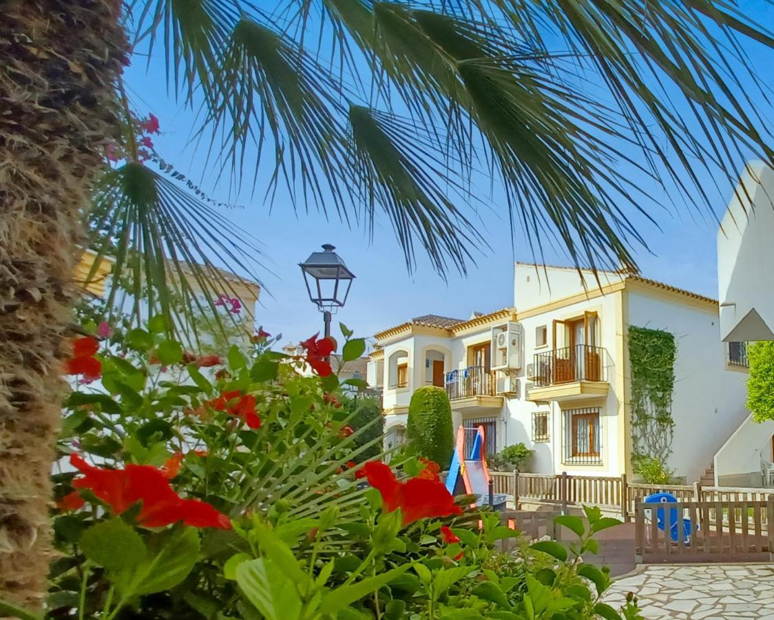 Apartamento Oasis Playas de Vera Zewnętrze zdjęcie